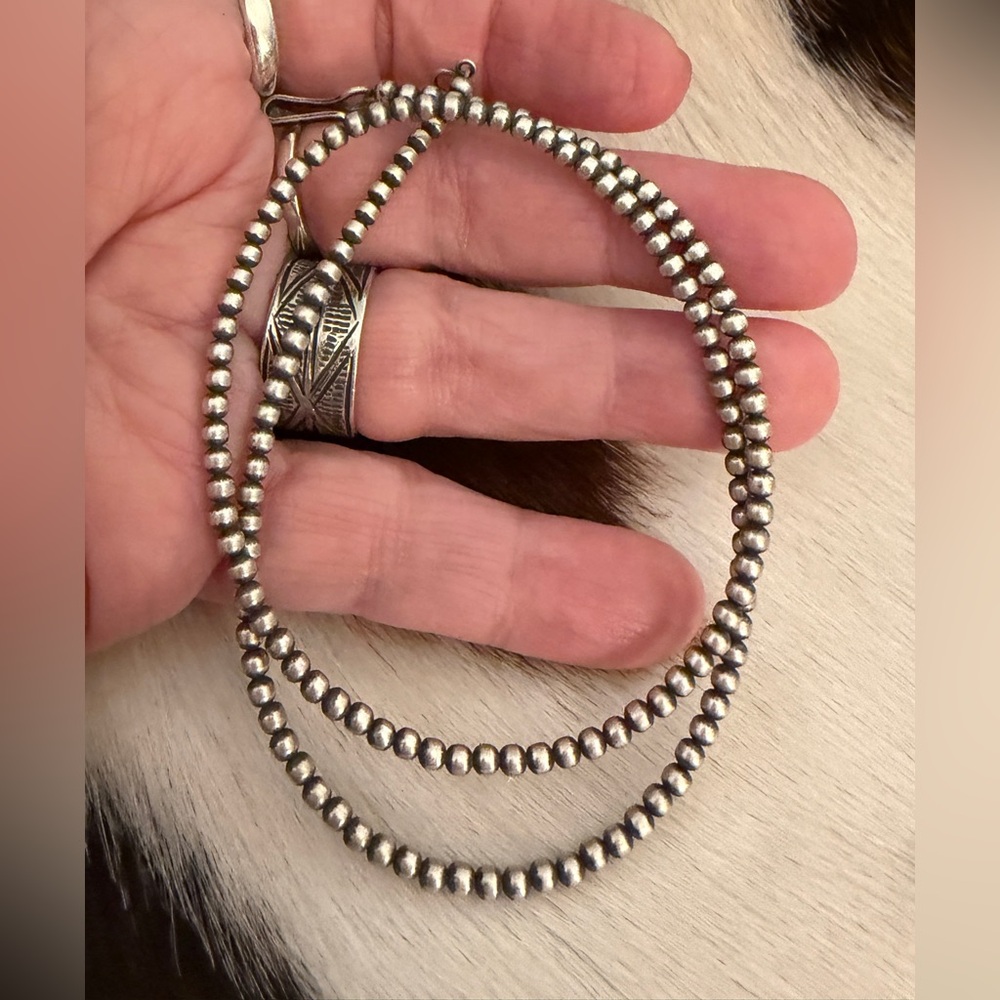 ❤️ 18” 3mm Desert Pearls Native Made Navajo Sterling Silver Made In USA Necklace - Picture 4 of 7